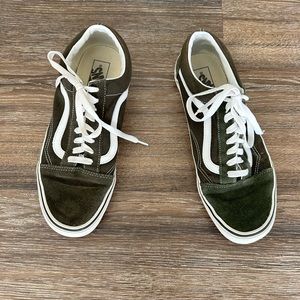 Men’s Olive Green Vans   Size 10.5.